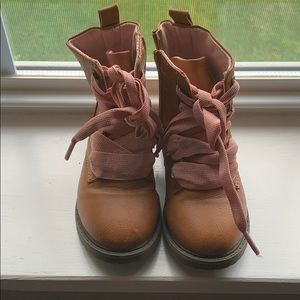 Toddler boots